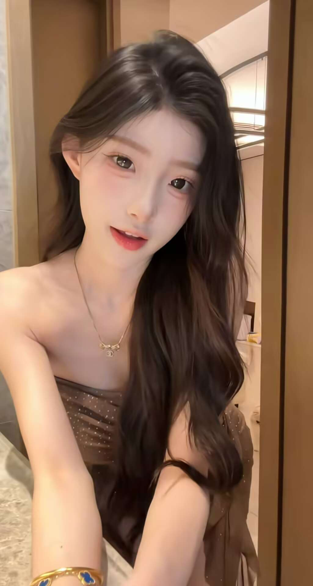 45ABBEE29D69D98F92BFD3520D37EC03.png